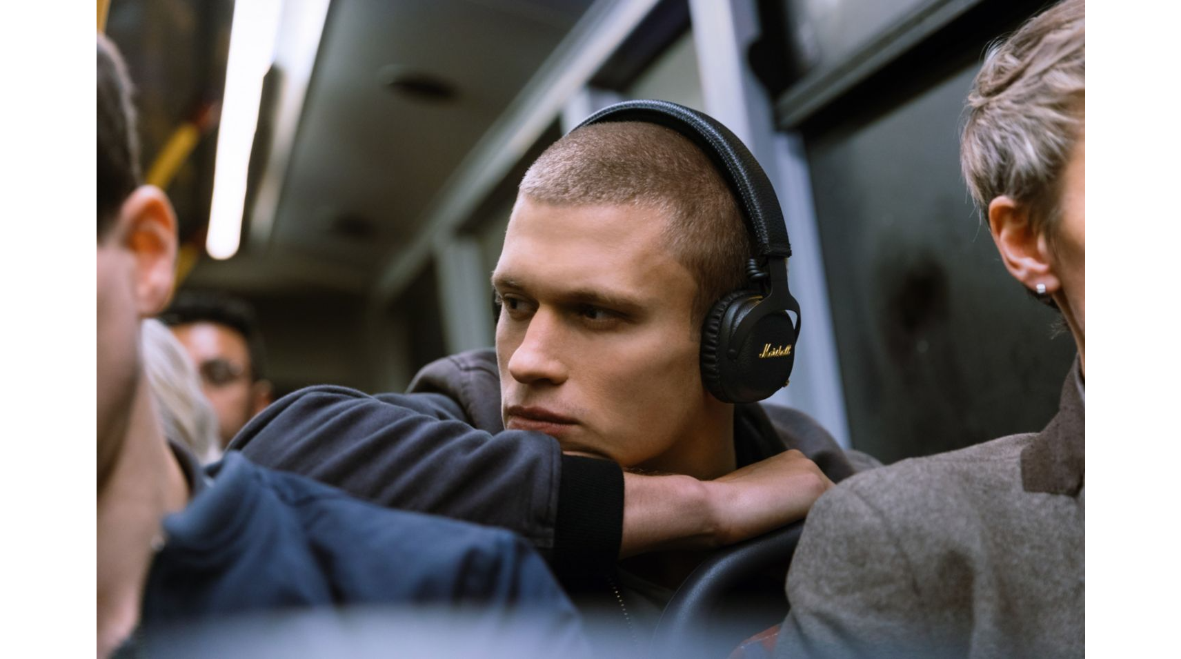 Casque supra auriculaire